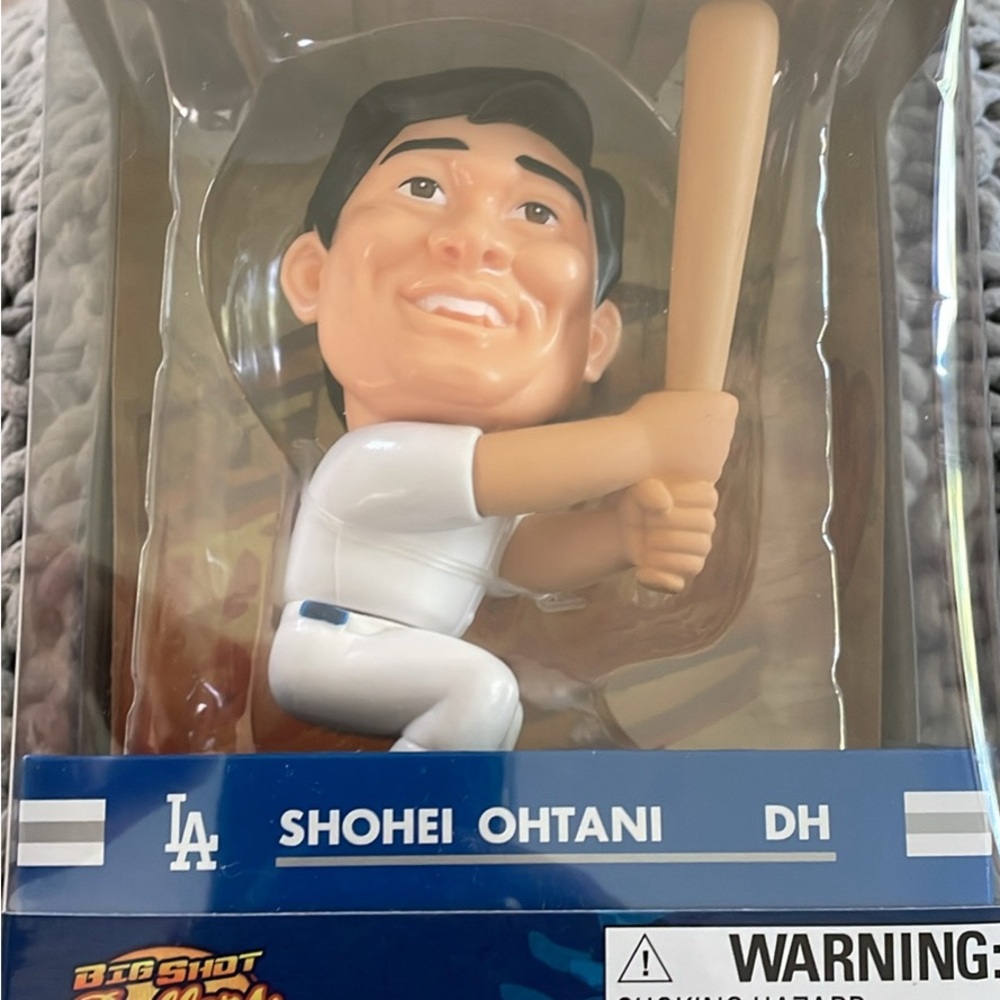 Ohtani figure